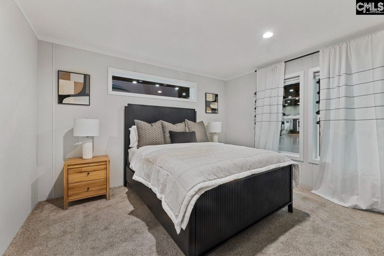 211 Shirway Court Photo 22