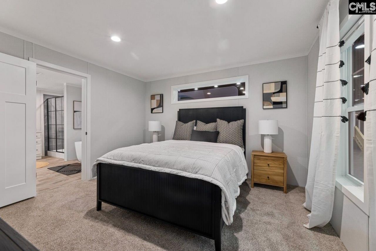 211 Shirway Court Photo 25