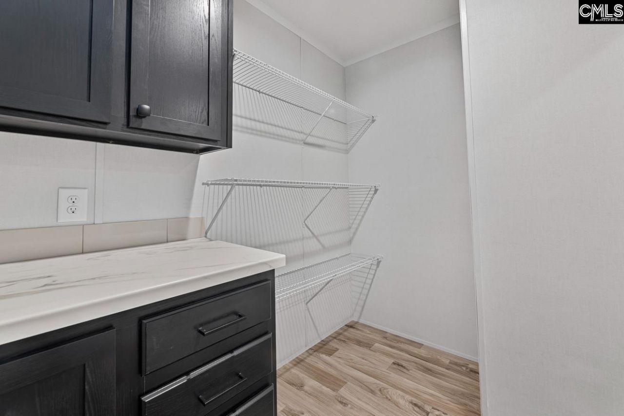 211 Shirway Court Photo 27