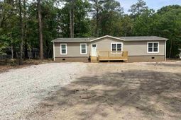 211 Shirway Court photo 4