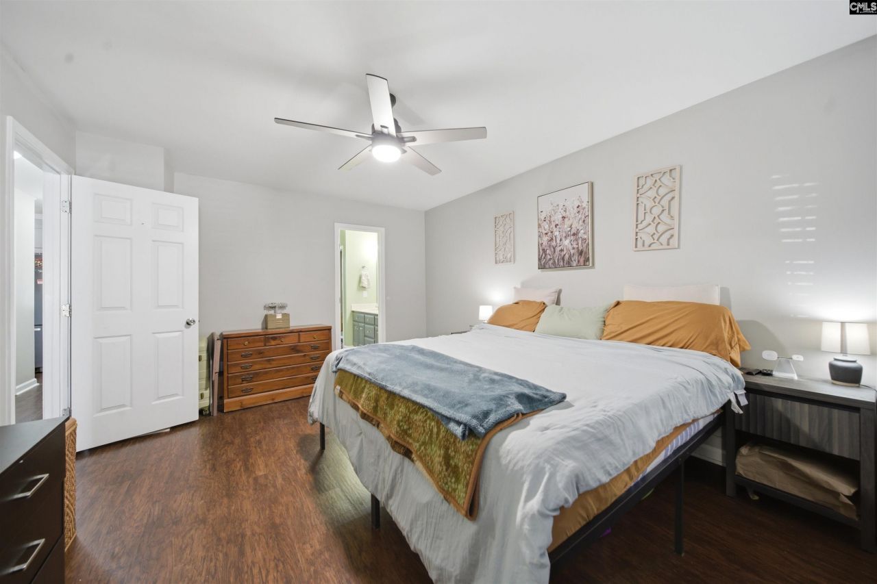 233 Montclaire Circle Photo 18