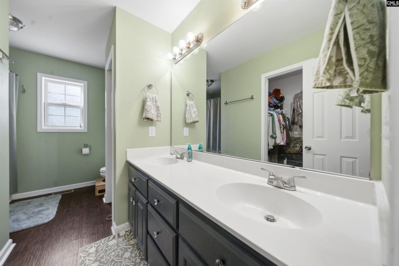 233 Montclaire Circle Photo 19