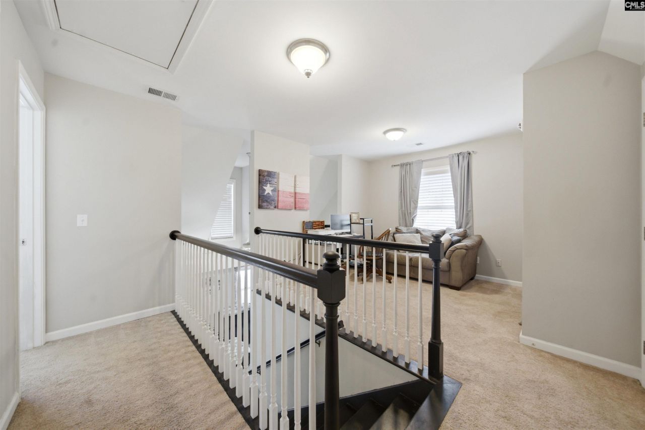 233 Montclaire Circle Photo 20