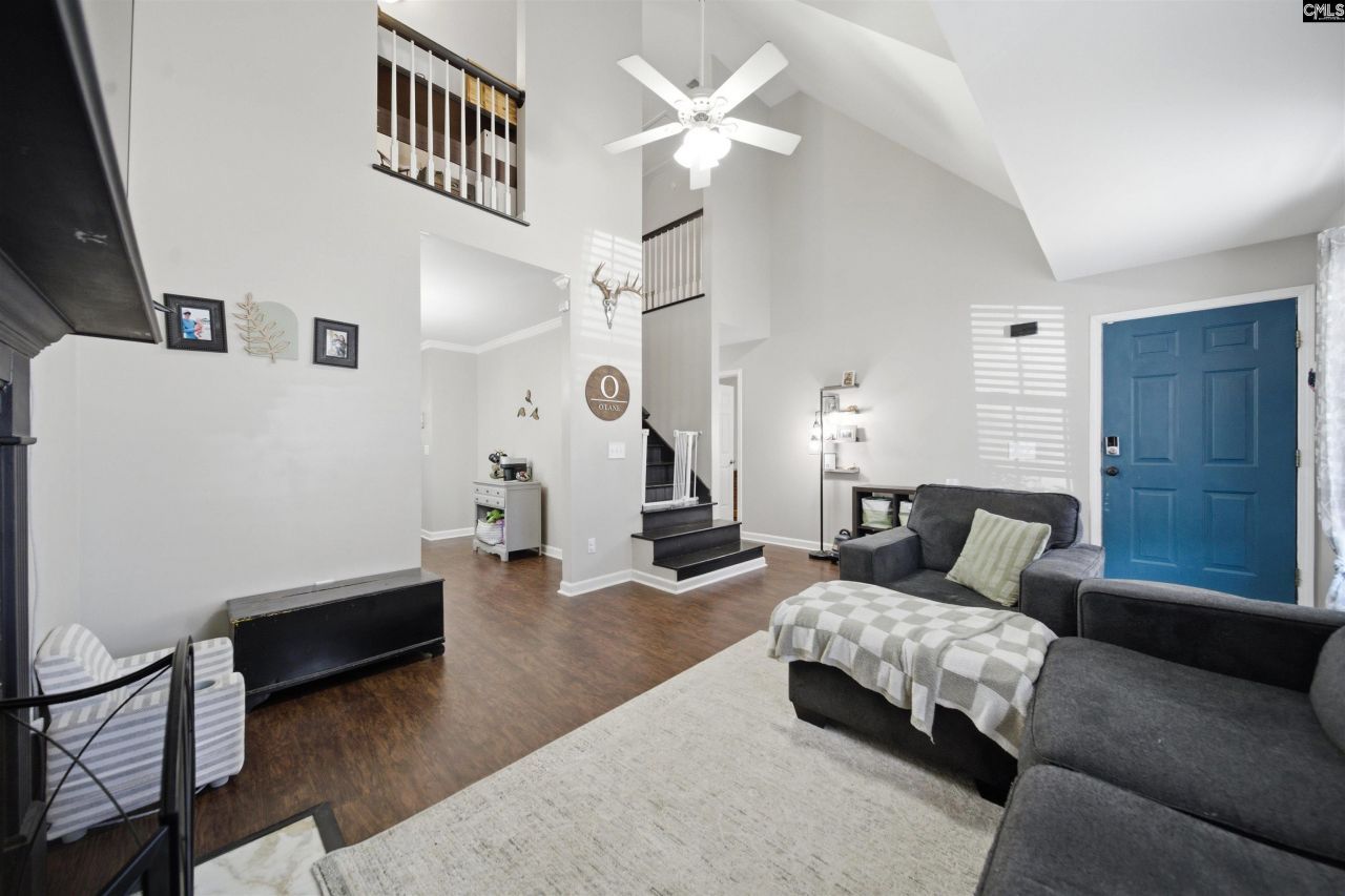 233 Montclaire Circle Photo 8