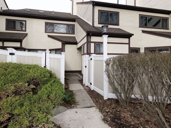 81 Main, Unit 15B, Branford, CT 06405