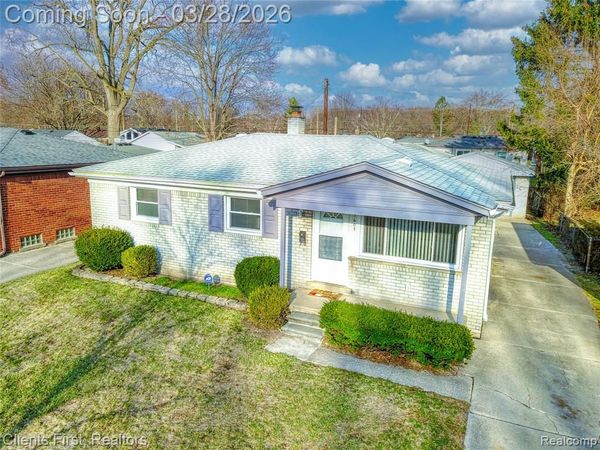 1603 Regene Street, Westland, MI 48186