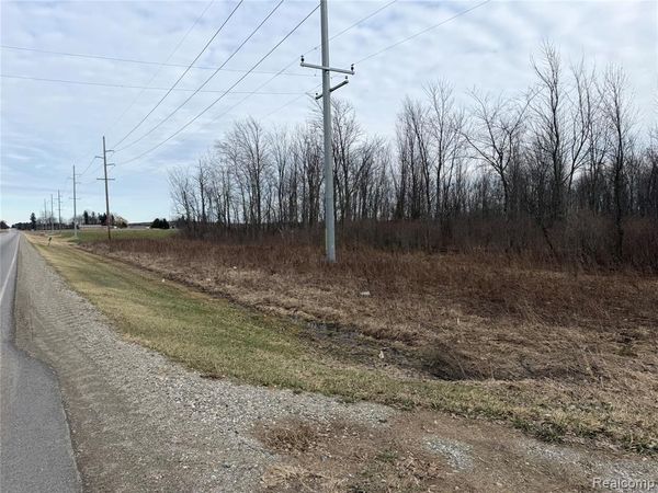 3155 Peck Road , Flynn Twp, MI 48416