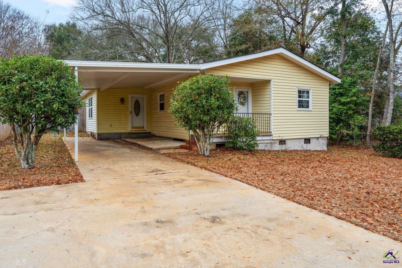 501 Varsity Drive, Americus, GA 31709 Main Photo