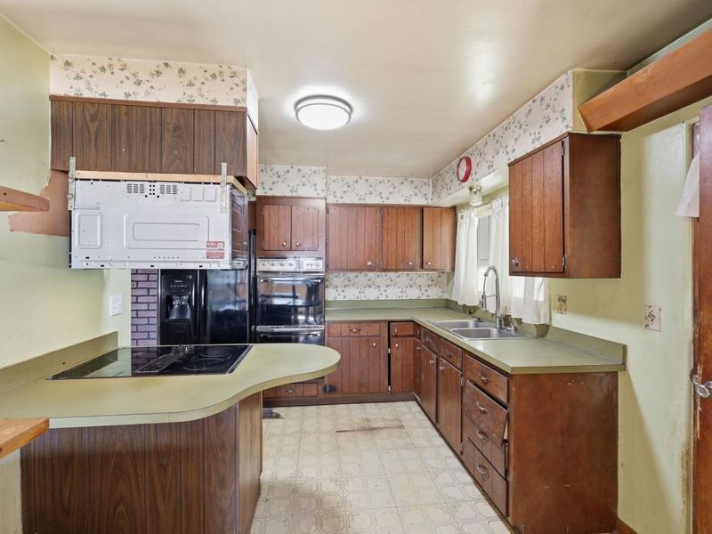 4176 Beechgrove Drive, Grove City, OH 43123 Photo 9