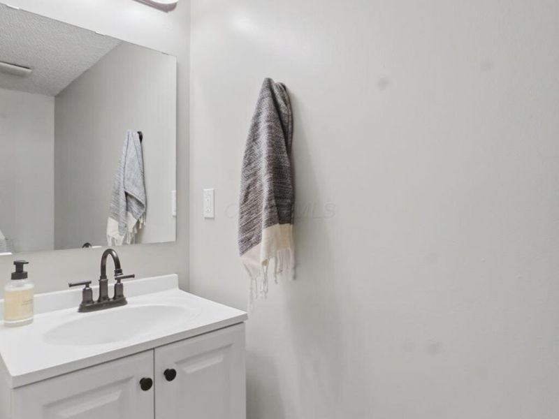 6412 Old Ben Lane , Canal Winchester, OH 43110 Photo 9