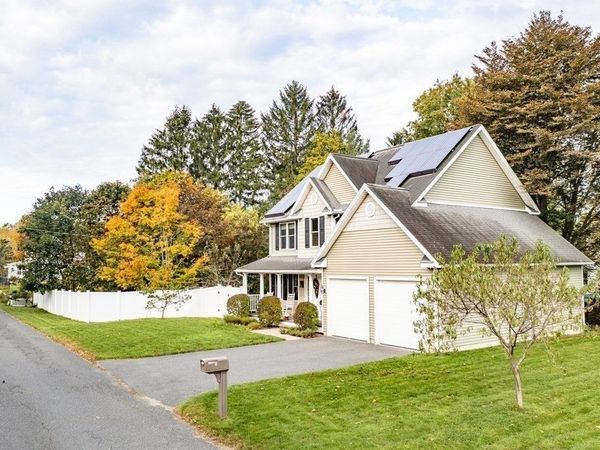 1 Second Ave, Easthampton, MA 01027