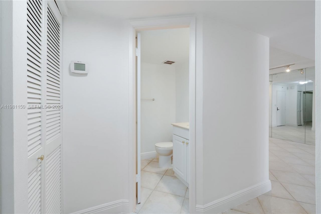 600 Biltmore Way , Unit 1205, Coral Gables, FL 33134 Photo