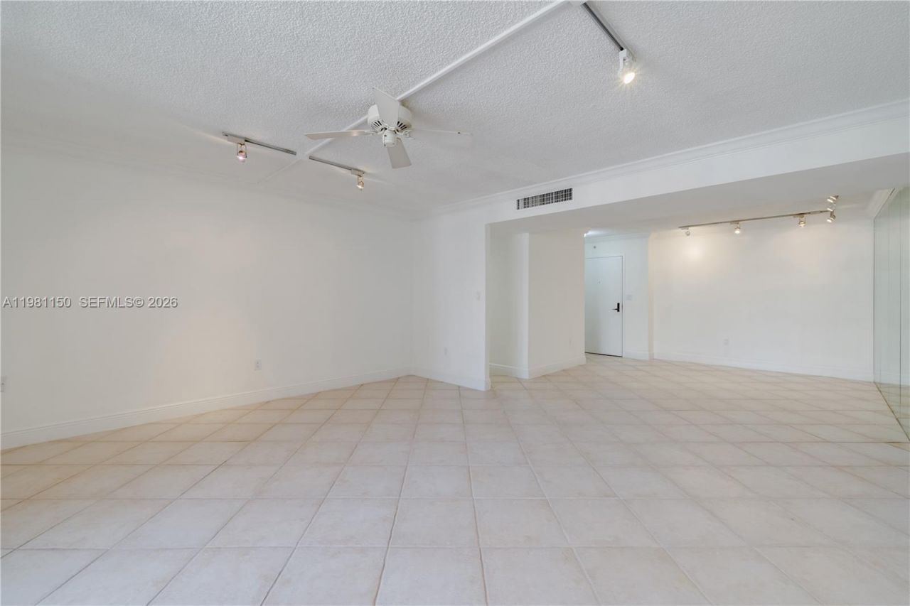 600 Biltmore Way , Unit 1205, Coral Gables, FL 33134 Photo