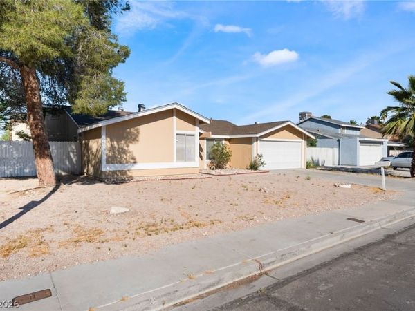 3597 Bronco Road, Las Vegas, NV 89103