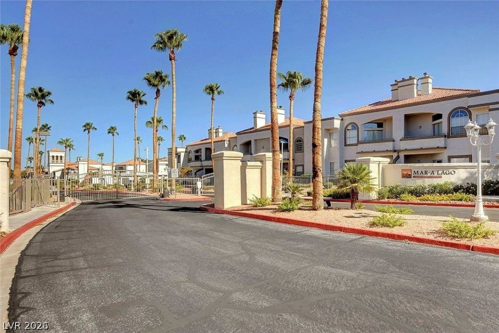 3125 N Buffalo Drive, Las Vegas, NV 89128