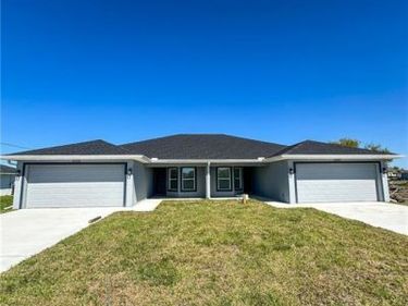 2305/2307 Dogwood AVE N, LEHIGH ACRES, FL 33971