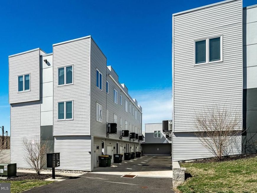 290 Yards Court , Hatboro, PA 19040 Main Photo