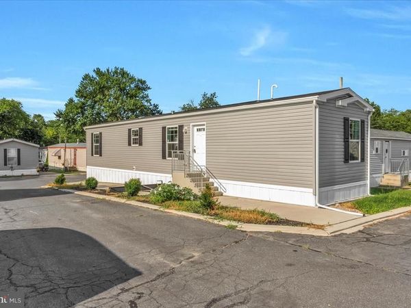 5224 MARLTON PARK , Unit 33, PENNSAUKEN, NJ 08109