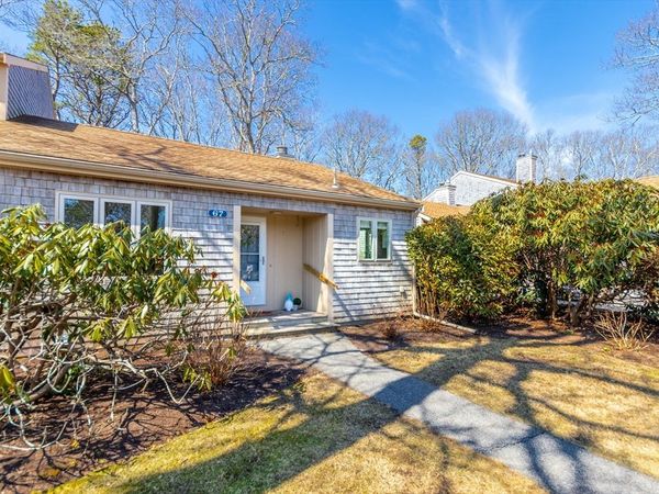 67 Woodland Trl, Unit 67, Falmouth, MA 02536