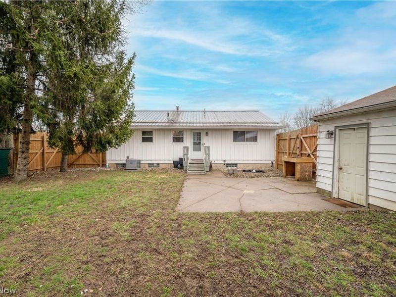 3295 Clearwater Street NW, Warren, OH 44484 Photo 44