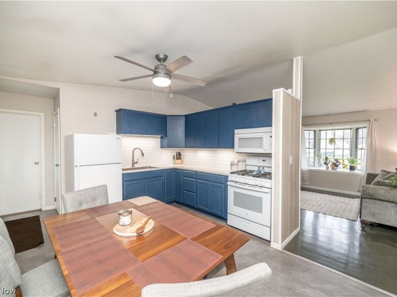 3295 Clearwater Street NW, Warren, OH 44484 Photo 9