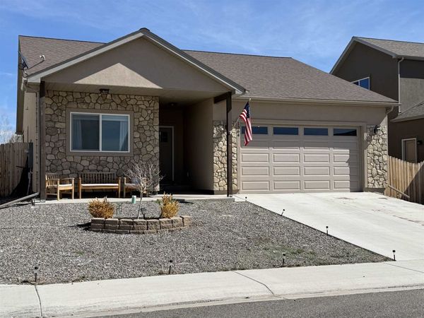 1364 Weminuche Avenue , Montrose, CO 81401