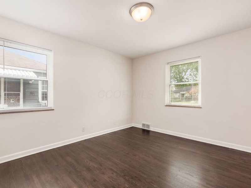 336 E Weisheimer Road , Columbus, OH 43214 Photo 13