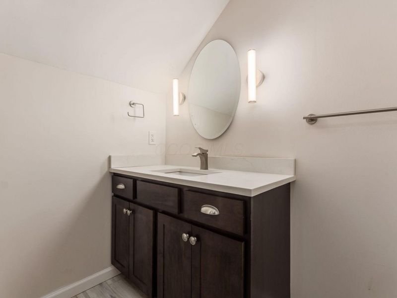 336 E Weisheimer Road , Columbus, OH 43214 Photo 27