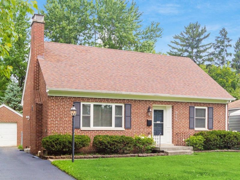 336 E Weisheimer Road , Columbus, OH 43214 Photo 3