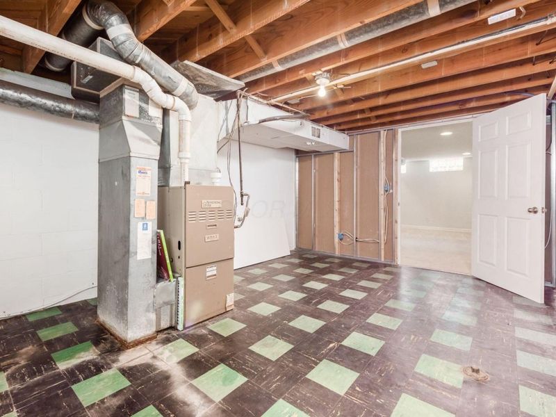 336 E Weisheimer Road , Columbus, OH 43214 Photo 32