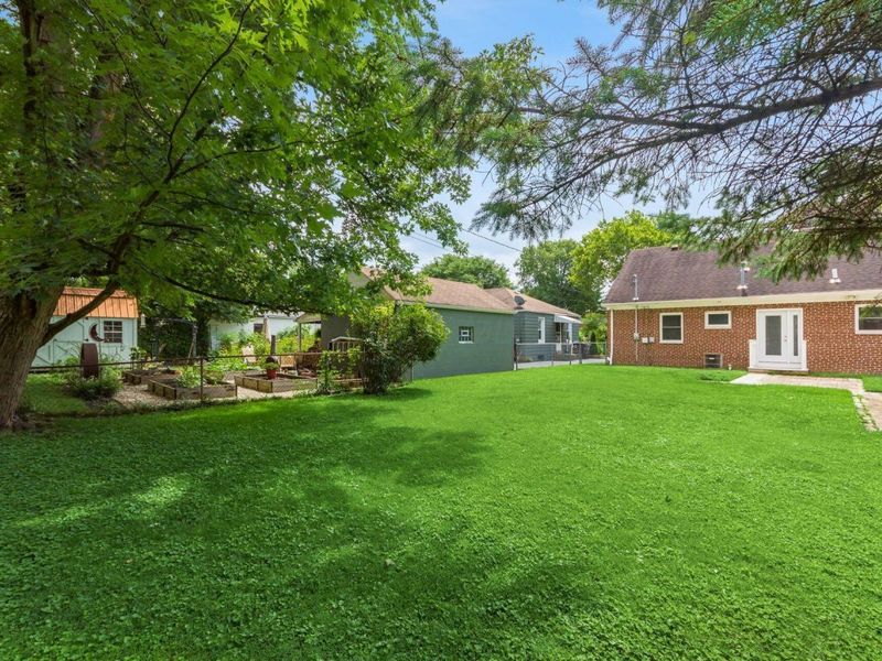 336 E Weisheimer Road , Columbus, OH 43214 Photo 38