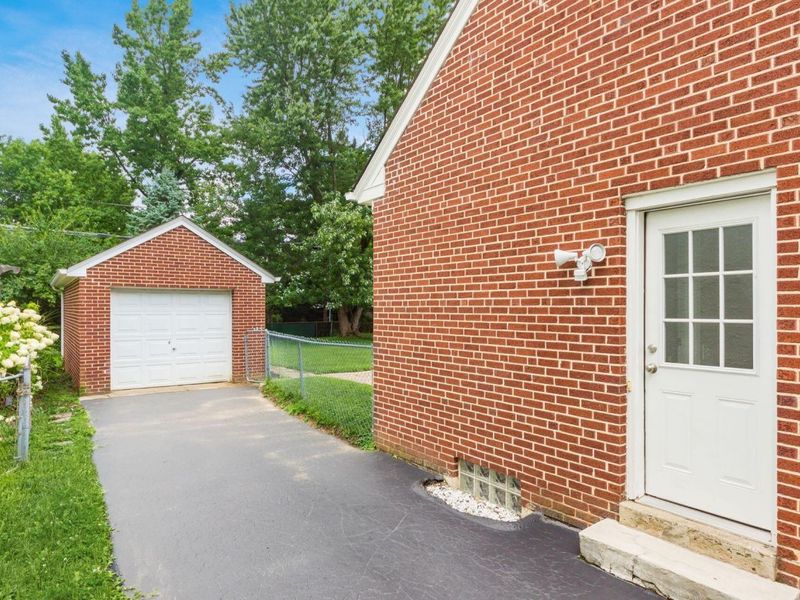 336 E Weisheimer Road , Columbus, OH 43214 Photo 40