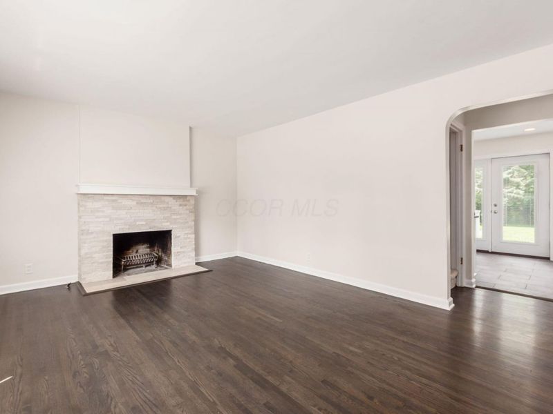 336 E Weisheimer Road , Columbus, OH 43214 Photo 6