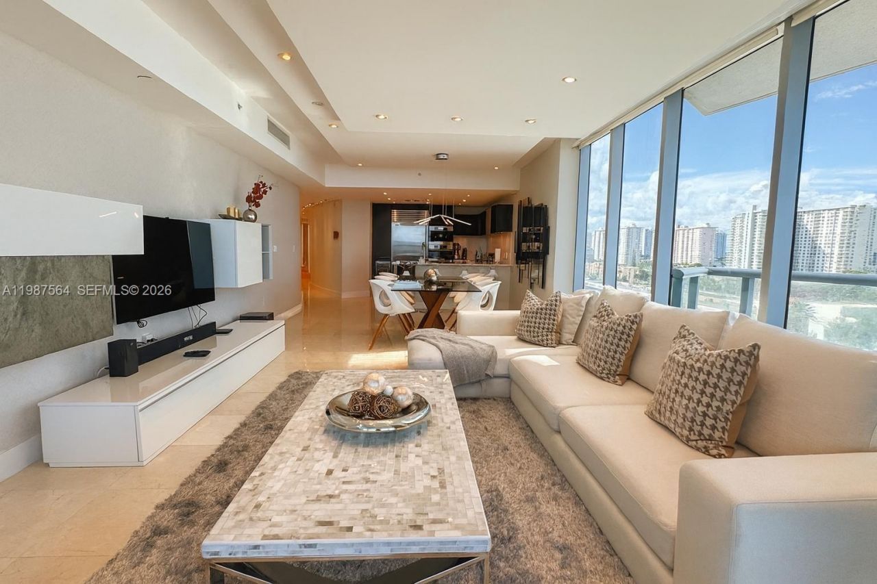 17001 Collins Ave , Unit 908, Sunny Isles Beach, FL 33160 Photo