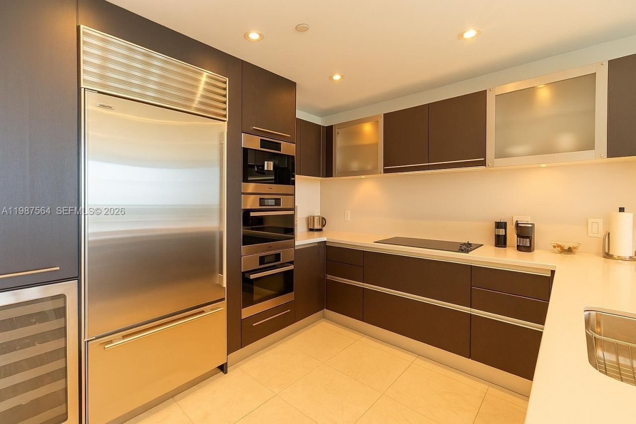 17001 Collins Ave , Unit 908, Sunny Isles Beach, FL 33160 Photo