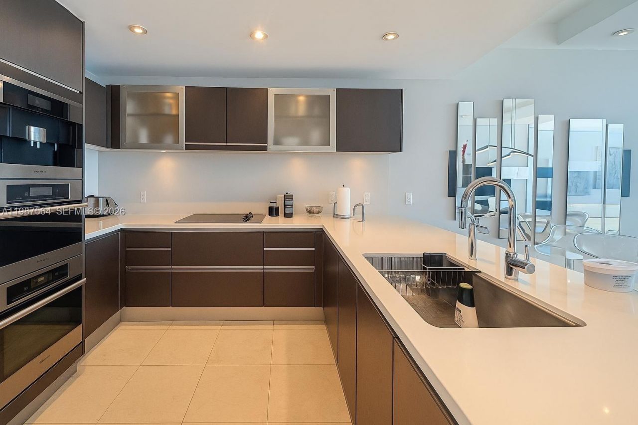 17001 Collins Ave , Unit 908, Sunny Isles Beach, FL 33160 Photo