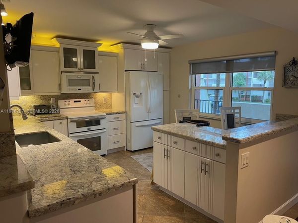 281 S Hollybrook Dr , Unit 50-205, Pembroke Pines, FL 33025