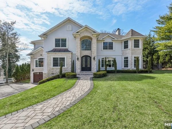 73 Maple Avenue, WAYNE, NJ 07470