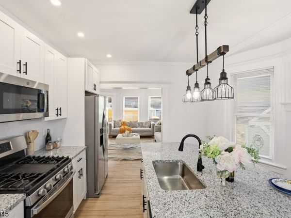 207 Brighton Ave, East Orange, NJ 07017