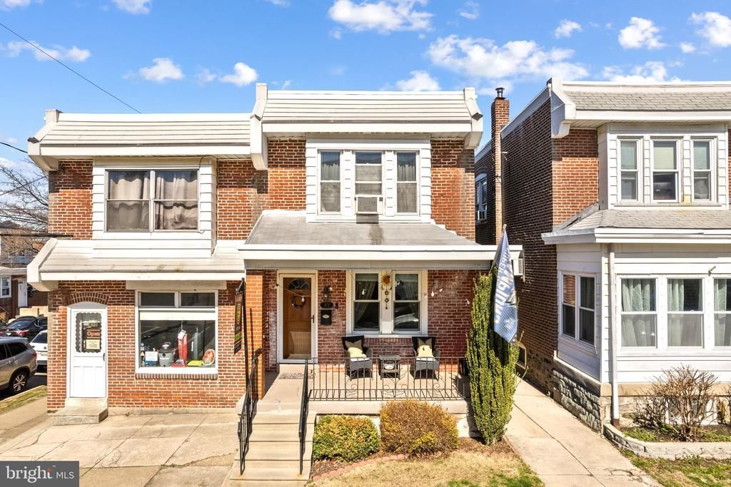 472 Markle Street, Philadelphia, PA 19128 Main Photo