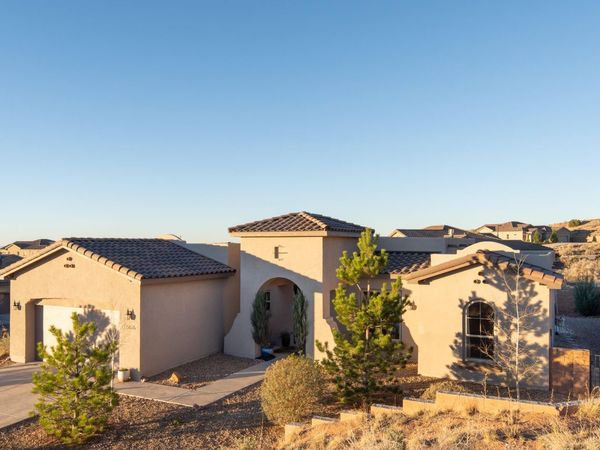 5626 Desert Sky Place NE, Rio Rancho, NM 87144