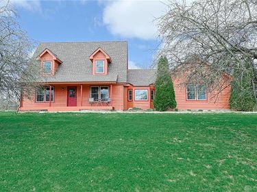 8585 Cedar Hill Road, Waynesville, OH 45068