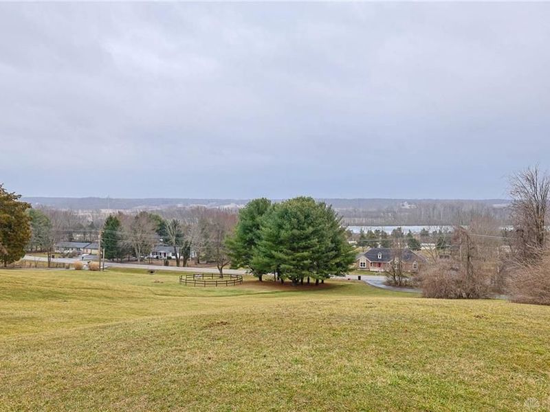 8585 Cedar Hill Road, Waynesville, OH 45068 Photo 10