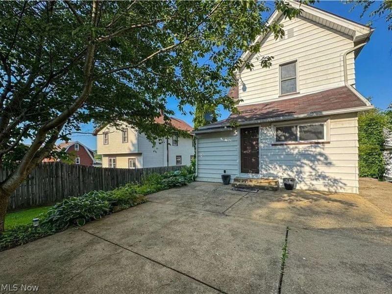 101 Ridgeway Street , Struthers, OH 44471 Photo 13