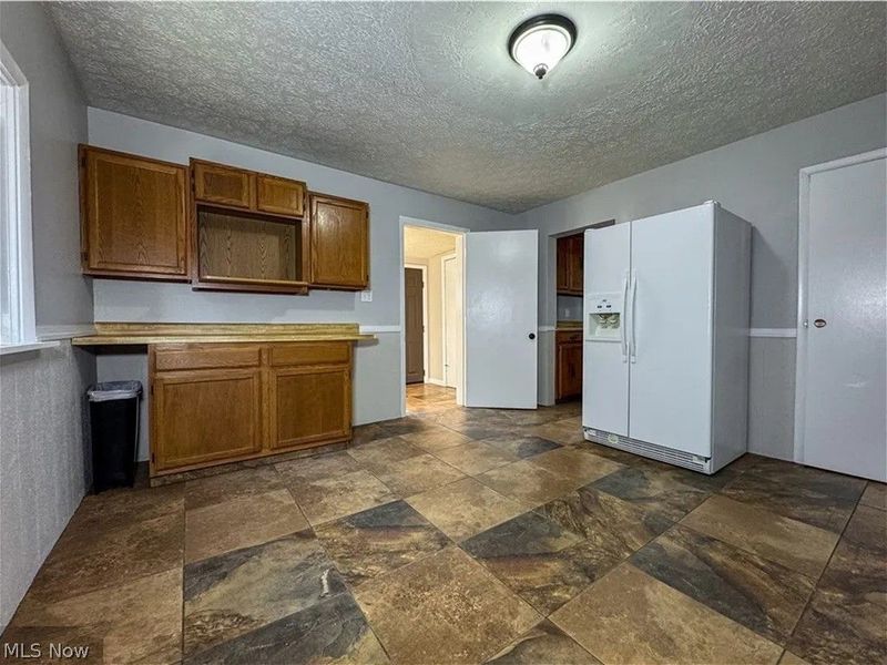 101 Ridgeway Street , Struthers, OH 44471 Photo 36