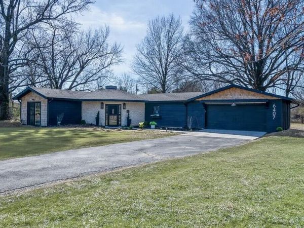 6407 N 25th Street, Ozark, MO 65721