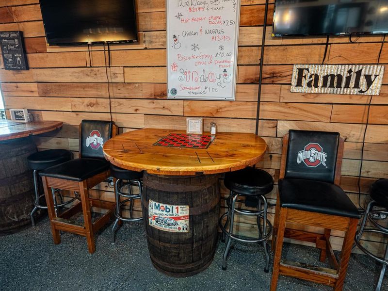 1330 S 6th Street, Coshocton, OH 43812 Photo 6