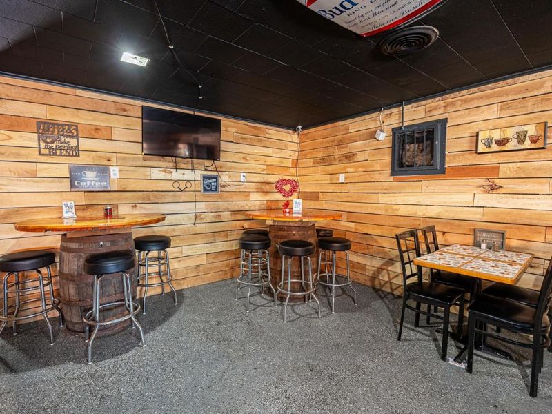 1330 S 6th Street, Coshocton, OH 43812 Photo 9