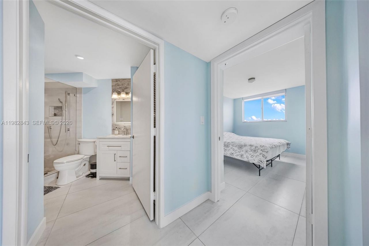 1688 West Ave , Unit 801, Miami Beach, FL 33139 Photo