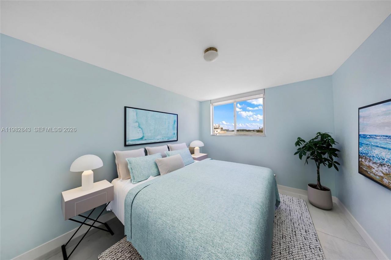 1688 West Ave, Unit 801, Miami Beach, FL 33139 Photo